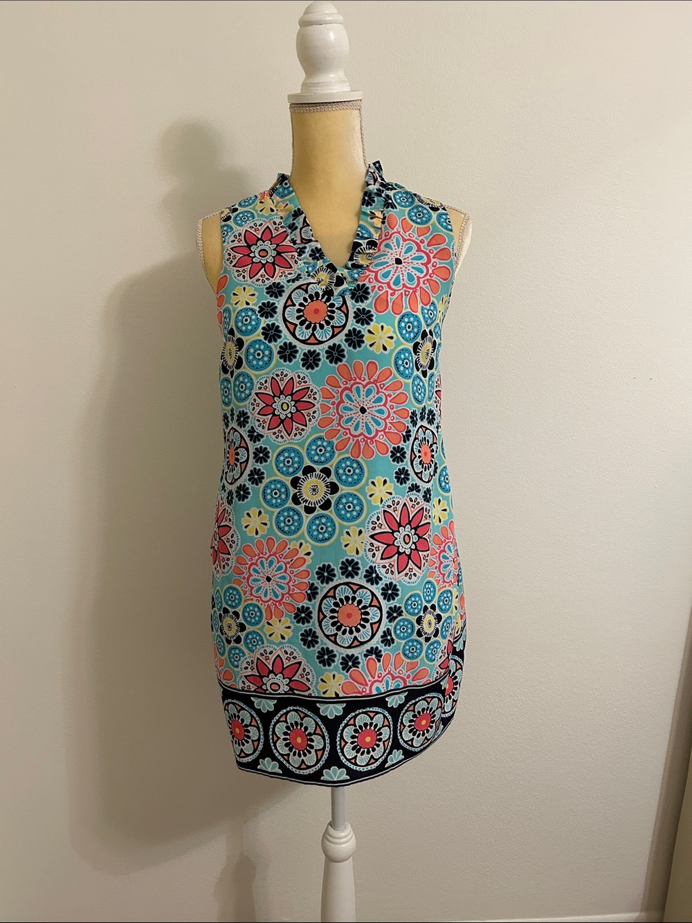 crown & ivy Turquoise Floral Sleeveless Tunic with Coral Accents